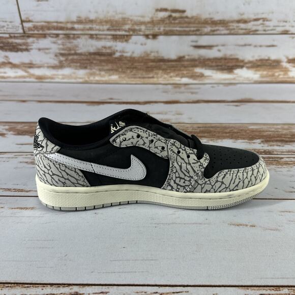 Nike Air Jordan 1 Retro Low Black Cement Elephant CZ0775-001 Women's Sz 6 - Picture 7 of 9